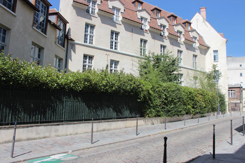 Les ateliers situés un peu plus bas Les ateliers situés un peu plus bas
