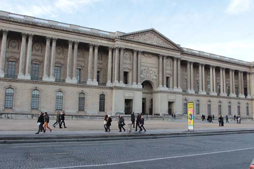 Le Palais du Louvre - La colonnade Le Palais du Louvre - La colonnade