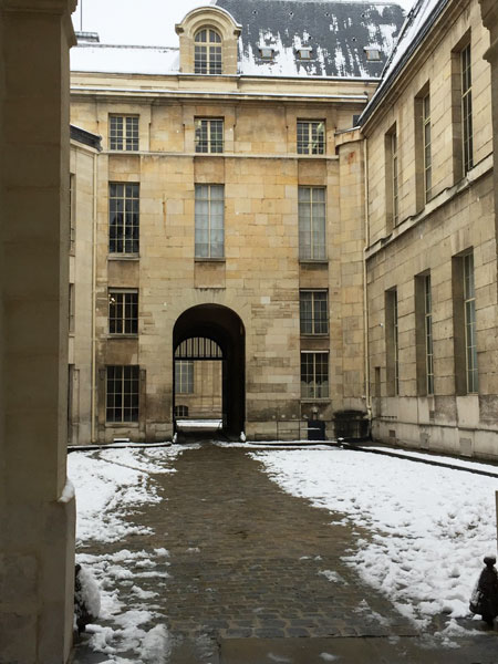 la cour de Clisson, vestige de l'ancien hôtel de Clisson la cour de Clisson, vestige de l'ancien hôtel de Clisson