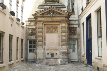 La fontaine de la Poissonnerie La fontaine de la Poissonnerie