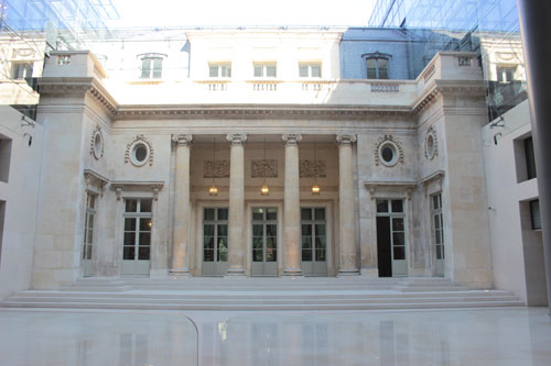 L’hôtel Alexandre ou hôtel Suchet - La façade sur cour surmontée d'une verrière L’hôtel Alexandre ou hôtel Suchet - La façade sur cour surmontée d'une verrière