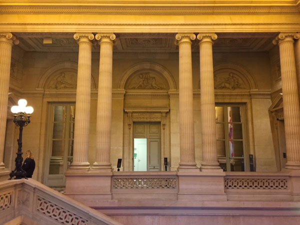 L’Hôtel des Monnaies : la galerie au 1er étage L’Hôtel des Monnaies : la galerie au 1er étage