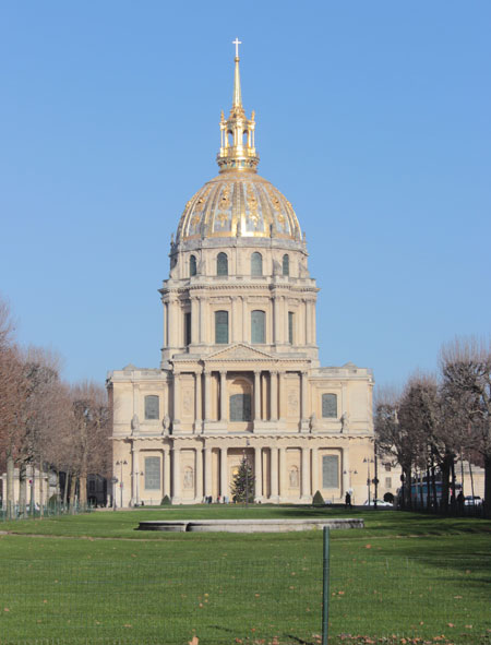 L'hôtel des Invalides - L'église Saint-Louis L'hôtel des Invalides - L'église Saint-Louis