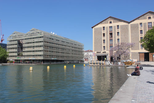 Les entrepôts de la Villette Les entrepôts de la Villette