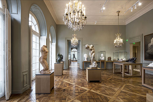 Le musée Rodin : salle d'exposition Le musée Rodin : salle d'exposition