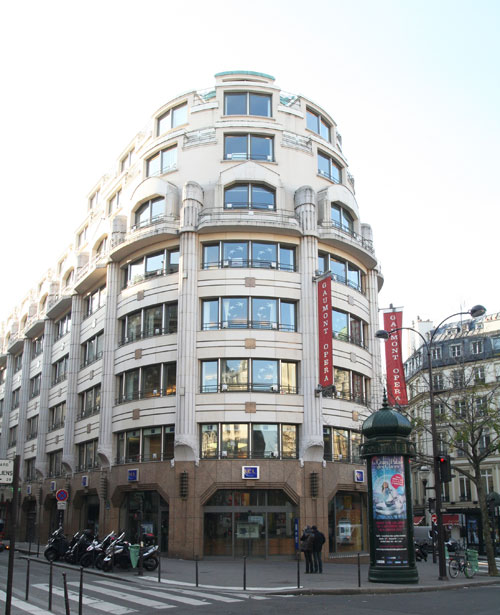 Le Palais Berlitz - Angle sur le boulevard des Italiens Le Palais Berlitz - Angle sur le boulevard des Italiens
