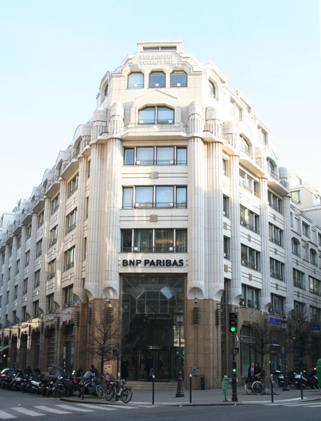 Le Palais Berlitz - Angle sur la rue du Quatre Septembre Le Palais Berlitz - Angle sur la rue du Quatre Septembre