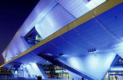 Le Palais des Congrès Le Palais des Congrès