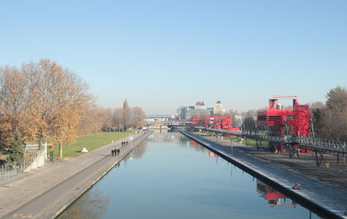 Le parc de la Villette - canal de l'Ourcq Le parc de la Villette - canal de l'Ourcq