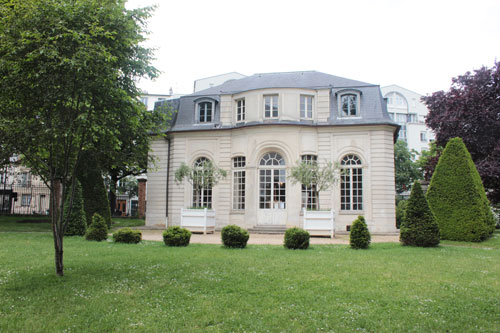 Le pavillon de l'Ermitage Le pavillon de l'Ermitage