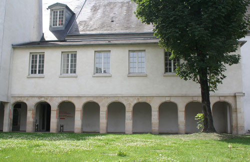 Le couvent des Récollets : l'ancien cloître Le couvent des Récollets : l'ancien cloître