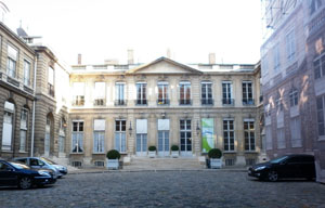 L'hôtel de Roquelaure L'hôtel de Roquelaure