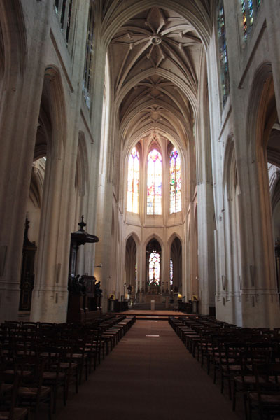 L’église Saint-Gervais : la nef et le chœur
