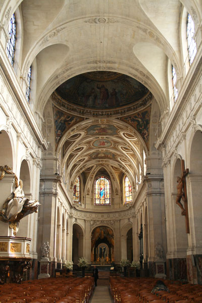 L'église Saint-Roch - La nef L'église Saint-Roch - La nef