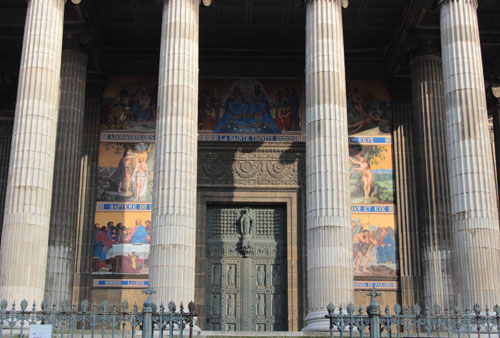 L'église Saint-Vincent de Paul - Les scènes de l'Ancien et du Nouveau Testament L'église Saint-Vincent de Paul - Les scènes de l'Ancien et du Nouveau Testament