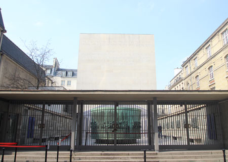 Le Mémorial de la Shoah Le Mémorial de la Shoah