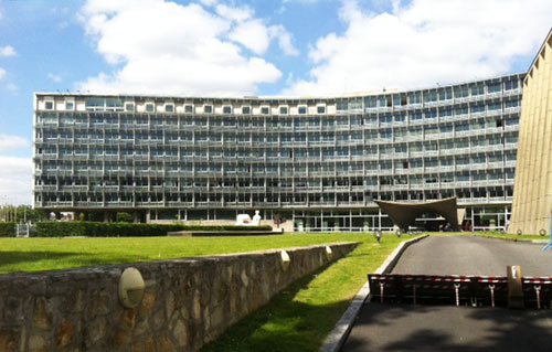 Le siège de l’Unesco - Façade sur l'avenue de Suffren Le siège de l’Unesco - Façade sur l'avenue de Suffren