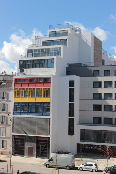 La Cité-refuge de l'Armée du Salut - La façade sur la rue du Chevaleret La Cité-refuge de l'Armée du Salut - La façade sur la rue du Chevaleret