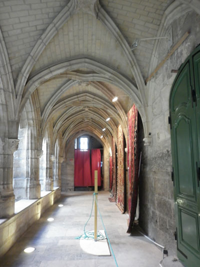 Le cloître des Billettes : voûte à croisée d'ogives Le cloître des Billettes : voûte à croisée d'ogives