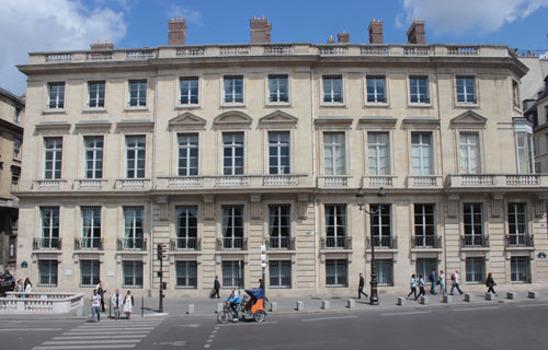 L'Hôtel de Saint-Florentin L'Hôtel de Saint-Florentin