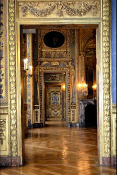 L'Hôtel de Lauzun - Enfilade des salons L'Hôtel de Lauzun - Enfilade des salons