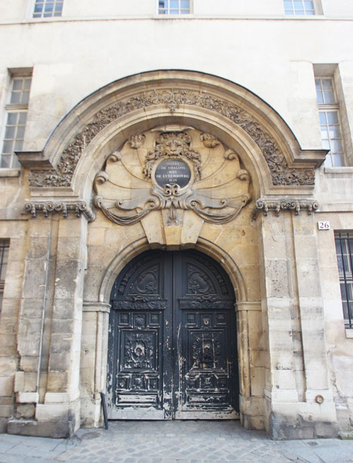 L'hôtel de Châlons-Luxembourg : un portail unique à Paris L'hôtel de Châlons-Luxembourg : un portail unique à Paris