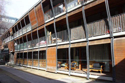 Logements sociaux rue des Suisses : le 2e bâtiment dans la cour Logements sociaux rue des Suisses : le 2e bâtiment dans la cour