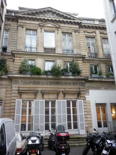 L'hôtel Titon - Façade sur jardin, cité Paradis L'hôtel Titon - Façade sur jardin, cité Paradis