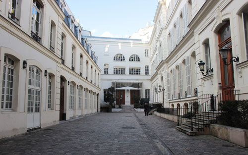 Cour du n°13 rue du Mail Cour du n°13 rue du Mail