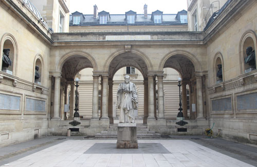 Le Collège de France - L'extension du XIXe siècle