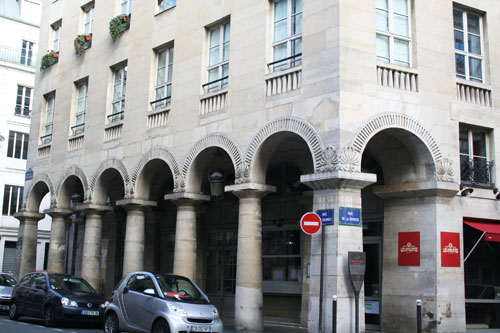 La rue des Colonnes La rue des Colonnes