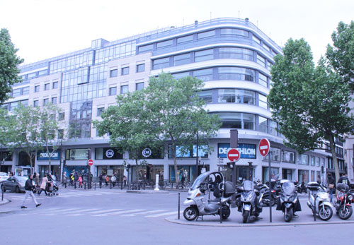 Aux Trois-Quartiers – Le Madeleine Aux Trois-Quartiers – Le Madeleine