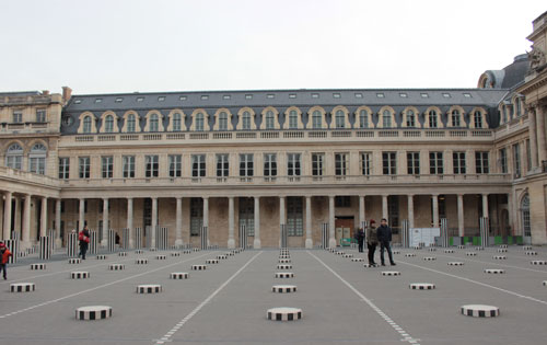 Le siège du Ministère de la Culture et de la Communication - L'aile Valois du Palais-Royal Le siège du Ministère de la Culture et de la Communication - L'aile Valois du Palais-Royal