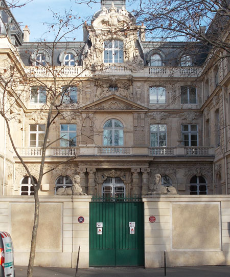 L'hôtel Fieubet - La façade sur cour L'hôtel Fieubet - La façade sur cour
