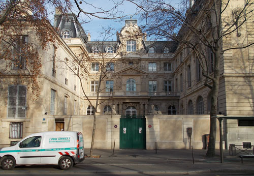 L'hôtel Fieubet - L'hôtel vu du quai des Célestins L'hôtel Fieubet - L'hôtel vu du quai des Célestins