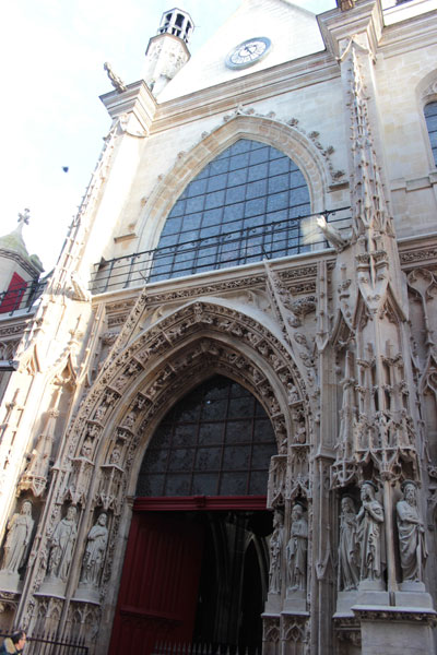 L'église Saint-Merri - Le portail L'église Saint-Merri - Le portail