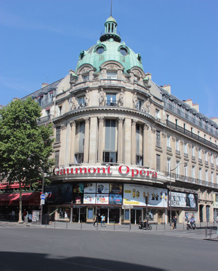Le théâtre du Vaudeville - le cinéma Gaumont Opéra