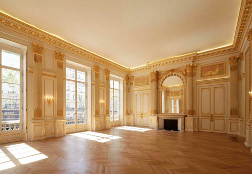 L'hôtel de Mercy-Argenteau - le salon de style Louis XVI L'hôtel de Mercy-Argenteau - le salon de style Louis XVI