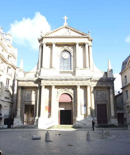 L'église Saint-Thomas d'Aquin - La façade