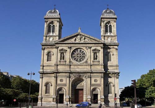 L’église Saint-François-Xavier des missions Etrangères - La façade