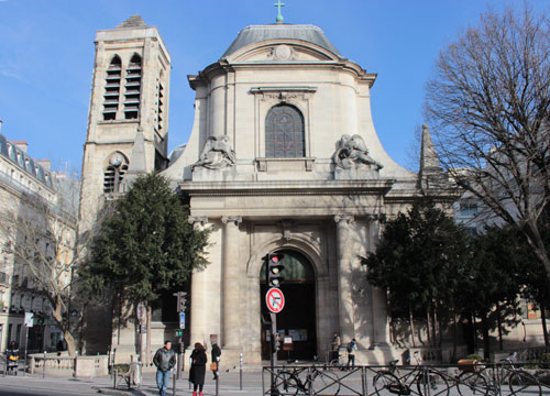 L'église Saint-Nicolas du Chardonnet - La façade et à gauche la tour-clocher