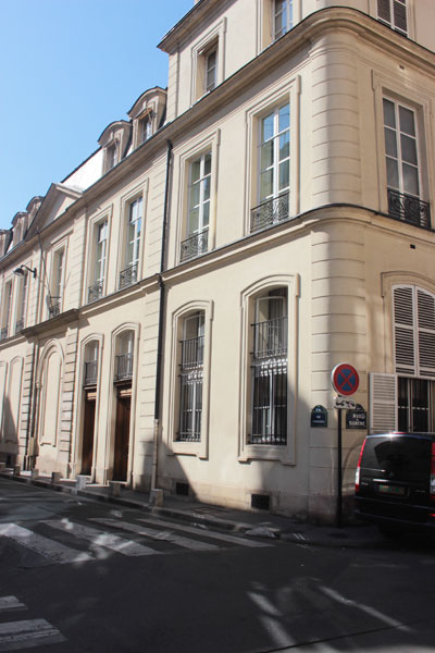 L'hôtel de La Mark - L'ancienne entrée, rue d'Aguesseau L'hôtel de La Mark - L'ancienne entrée, rue d'Aguesseau