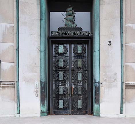 Porte du ministère de la Marine marchande - Ferronneries de Raymond Subes Porte du ministère de la Marine marchande - Ferronneries de Raymond Subes