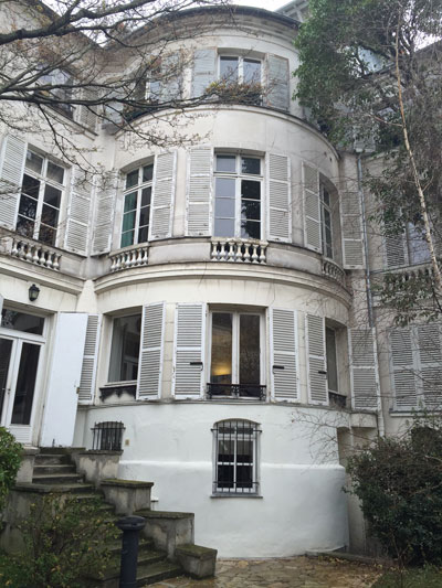 La maison de Mme Hamelin et de Victor Hugo - La rotonde d'angle La maison de Mme Hamelin et de Victor Hugo - La rotonde d'angle