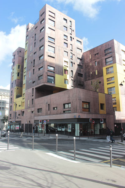 Logements sociaux - Vue de la rue Elsa Morante Logements sociaux - Vue de la rue Elsa Morante