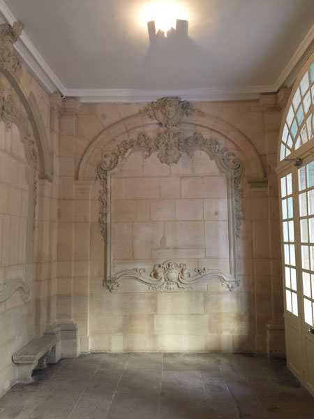 Les hôtels Le Lièvre de La Grange - Le vestibule du n°4 Les hôtels Le Lièvre de La Grange - Le vestibule du n°4