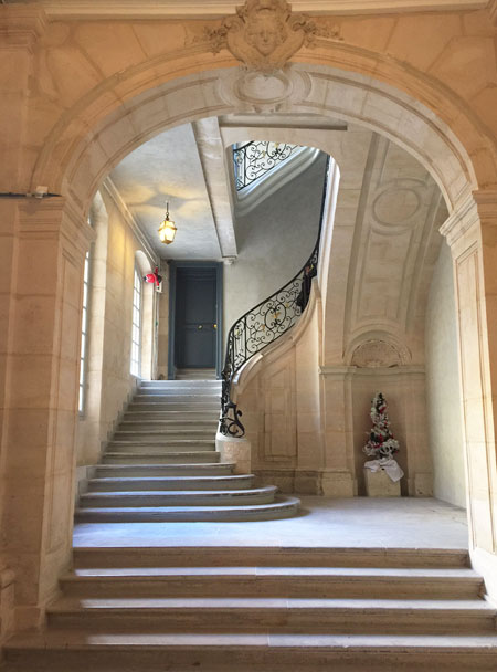 Les hôtels Le Lièvre de La Grange - L'escalier d'honneur du n°4 Les hôtels Le Lièvre de La Grange - L'escalier d'honneur du n°4