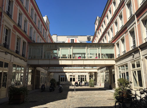 la cour Viguès la cour Viguès