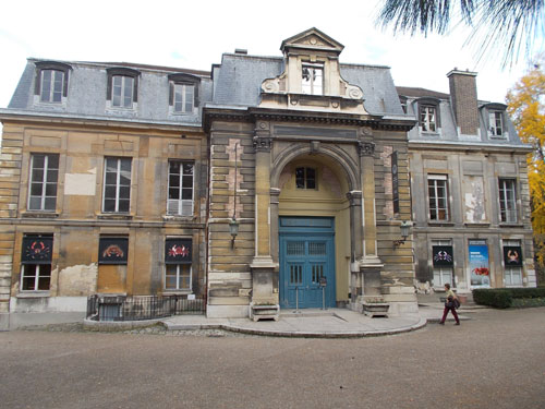 L'hôtel de Magny - La façade Sud L'hôtel de Magny - La façade Sud