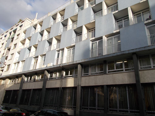 Le foyer franco-libanais - La façade rue d'Ulm : une partie des studios bénéficie de loggias Le foyer franco-libanais - La façade rue d'Ulm : une partie des studios bénéficie de loggias